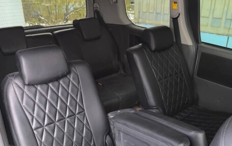 Toyota Voxy II, 2007 год, 1 600 000 рублей, 11 фотография