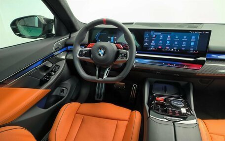 BMW M5, 2025 год, 10 фотография