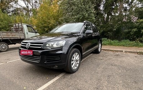 Volkswagen Touareg III, 2011 год, 1 990 000 рублей, 1 фотография