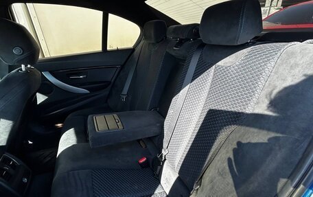 BMW 3 серия, 2018 год, 3 300 000 рублей, 16 фотография