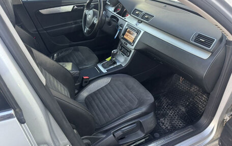 Volkswagen Passat B7, 2011 год, 600 000 рублей, 12 фотография