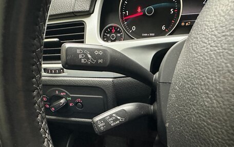Volkswagen Touareg III, 2011 год, 1 990 000 рублей, 8 фотография