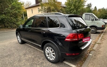 Volkswagen Touareg III, 2011 год, 1 990 000 рублей, 4 фотография