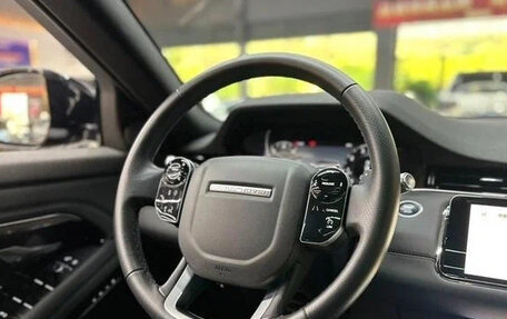 Land Rover Range Rover Evoque II, 2022 год, 2 470 500 рублей, 9 фотография