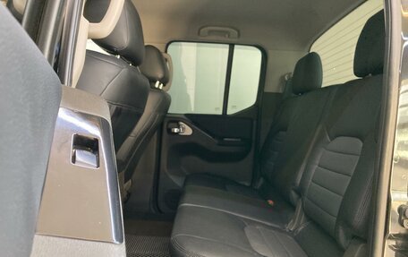 Nissan Navara (Frontier), 2011 год, 1 250 000 рублей, 16 фотография
