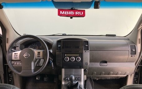 Nissan Navara (Frontier), 2011 год, 1 250 000 рублей, 10 фотография