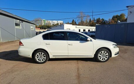 Volkswagen Passat B7, 2011 год, 890 000 рублей, 4 фотография