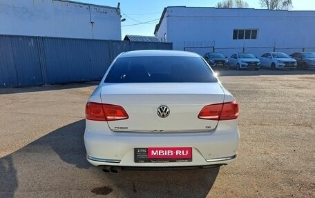 Volkswagen Passat B7, 2011 год, 890 000 рублей, 6 фотография