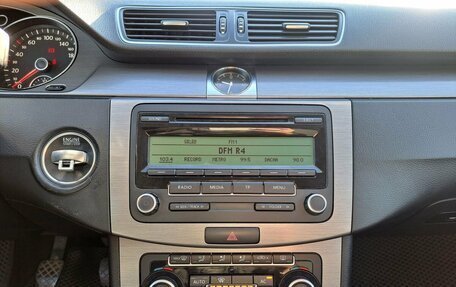 Volkswagen Passat B7, 2011 год, 890 000 рублей, 15 фотография