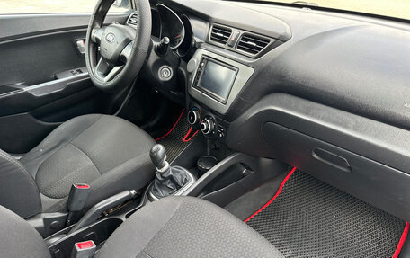 KIA Rio III рестайлинг, 2013 год, 715 000 рублей, 11 фотография