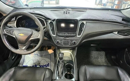 Chevrolet Malibu IX, 2022 год, 1 290 500 рублей, 6 фотография
