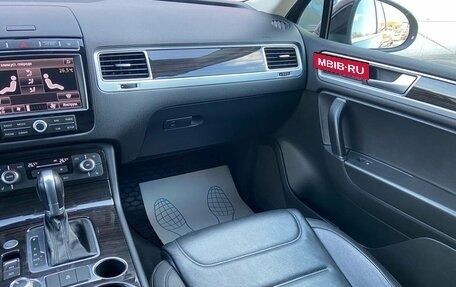 Volkswagen Touareg III, 2017 год, 3 000 000 рублей, 20 фотография