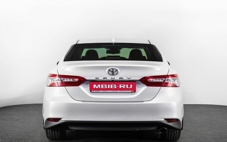 Toyota Camry, 2019 год, 2 530 000 рублей, 4 фотография