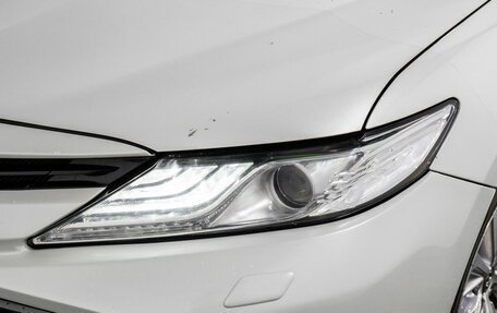Toyota Camry, 2019 год, 2 530 000 рублей, 20 фотография
