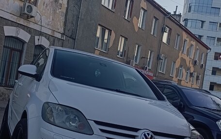 Volkswagen Golf Plus I, 2008 год, 800 000 рублей, 2 фотография