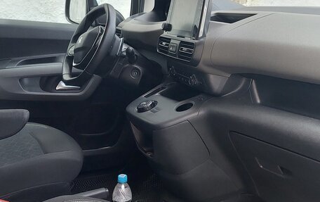 Peugeot Rifter I, 2020 год, 2 090 000 рублей, 6 фотография