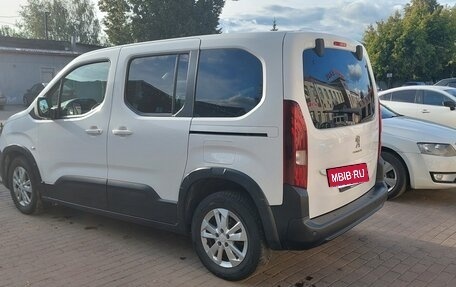 Peugeot Rifter I, 2020 год, 2 090 000 рублей, 3 фотография