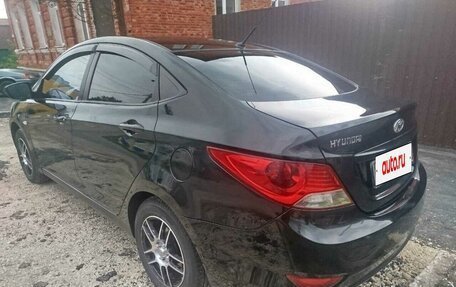 Hyundai Solaris II рестайлинг, 2011 год, 500 000 рублей, 3 фотография