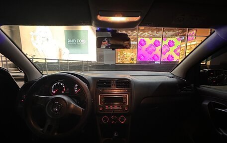 Volkswagen Polo VI (EU Market), 2015 год, 750 000 рублей, 9 фотография