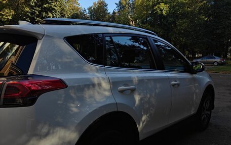 Toyota RAV4, 2017 год, 2 250 000 рублей, 6 фотография