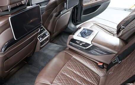 BMW 7 серия, 2021 год, 7 120 000 рублей, 7 фотография