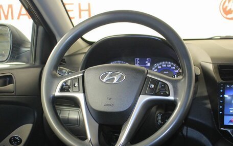 Hyundai Solaris II рестайлинг, 2014 год, 715 000 рублей, 16 фотография