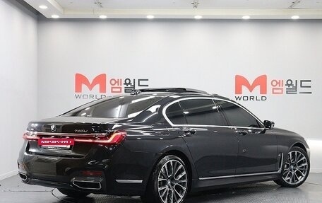 BMW 7 серия, 2021 год, 7 120 000 рублей, 3 фотография