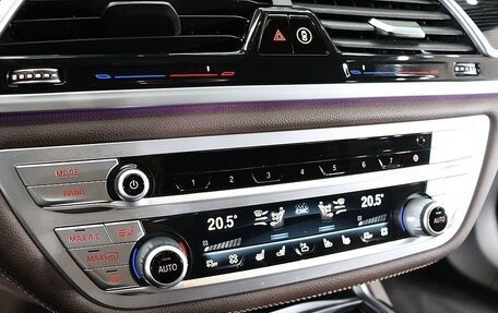 BMW 7 серия, 2021 год, 7 120 000 рублей, 17 фотография