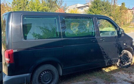 Volkswagen Caravelle T5, 2009 год, 1 750 000 рублей, 1 фотография