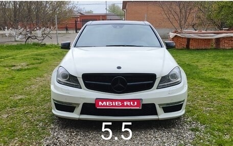 Mercedes-Benz C-Класс, 2012 год, 1 750 000 рублей, 1 фотография