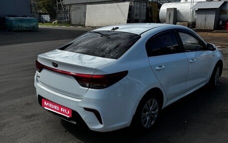 KIA Rio IV, 2019 год, 1 000 000 рублей, 4 фотография