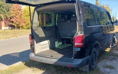 Volkswagen Caravelle T5, 2009 год, 1 750 000 рублей, 5 фотография