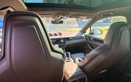 Porsche Cayenne III, 2018 год, 7 450 000 рублей, 8 фотография