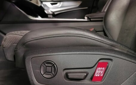 Audi A6, 2020 год, 3 920 000 рублей, 10 фотография