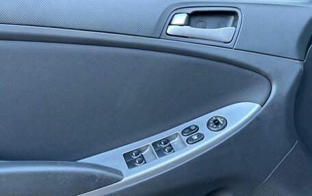 Hyundai Solaris II рестайлинг, 2014 год, 820 000 рублей, 14 фотография