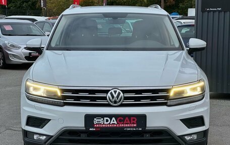 Volkswagen Tiguan I, 2018 год, 2 599 000 рублей, 3 фотография