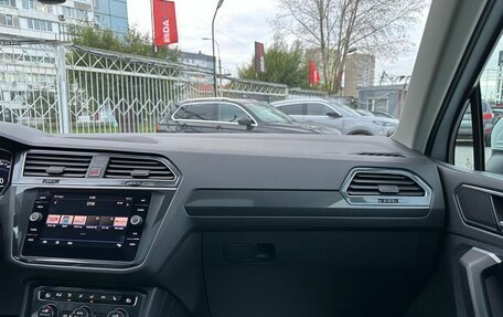 Volkswagen Tiguan I, 2018 год, 2 599 000 рублей, 35 фотография