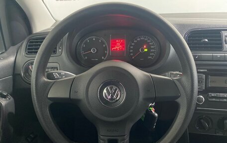 Volkswagen Polo VI (EU Market), 2011 год, 850 000 рублей, 15 фотография