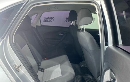 Volkswagen Polo VI (EU Market), 2011 год, 850 000 рублей, 26 фотография