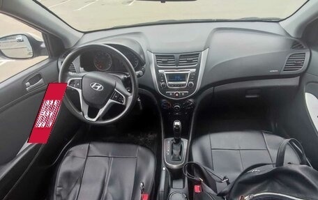 Hyundai Solaris II рестайлинг, 2015 год, 998 000 рублей, 7 фотография