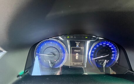 Toyota Camry, 2017 год, 1 690 000 рублей, 12 фотография