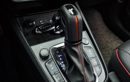 Hyundai Kona I, 2022 год, 1 698 000 рублей, 17 фотография
