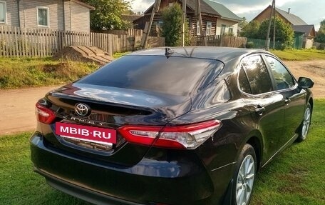 Toyota Camry, 2021 год, 3 000 000 рублей, 4 фотография