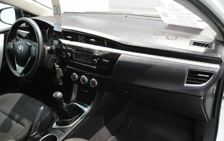 Toyota Corolla, 2013 год, 1 030 000 рублей, 8 фотография