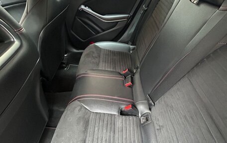 Mercedes-Benz CLA, 2015 год, 1 850 000 рублей, 4 фотография