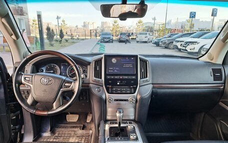 Toyota Land Cruiser 200, 2020 год, 7 500 000 рублей, 5 фотография