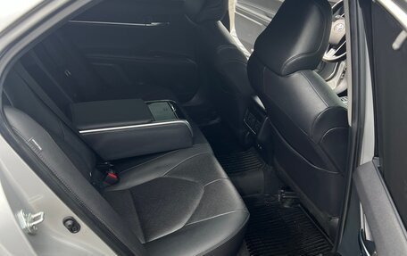 Toyota Camry, 2021 год, 3 950 000 рублей, 4 фотография