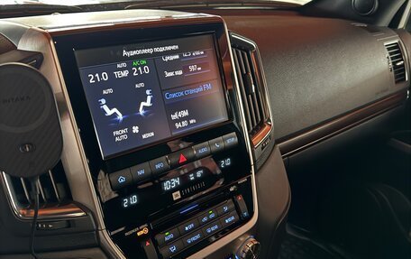 Toyota Land Cruiser 200, 2018 год, 7 700 000 рублей, 13 фотография