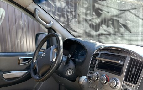 Hyundai Grand Starex Grand Starex I рестайлинг 2, 2008 год, 1 650 000 рублей, 7 фотография