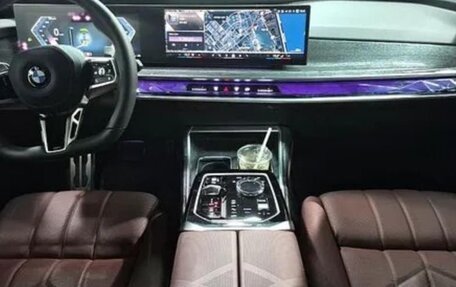 BMW 7 серия, 2022 год, 9 000 000 рублей, 7 фотография